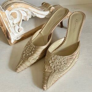 Anne Klein Champagne Kitten Heels